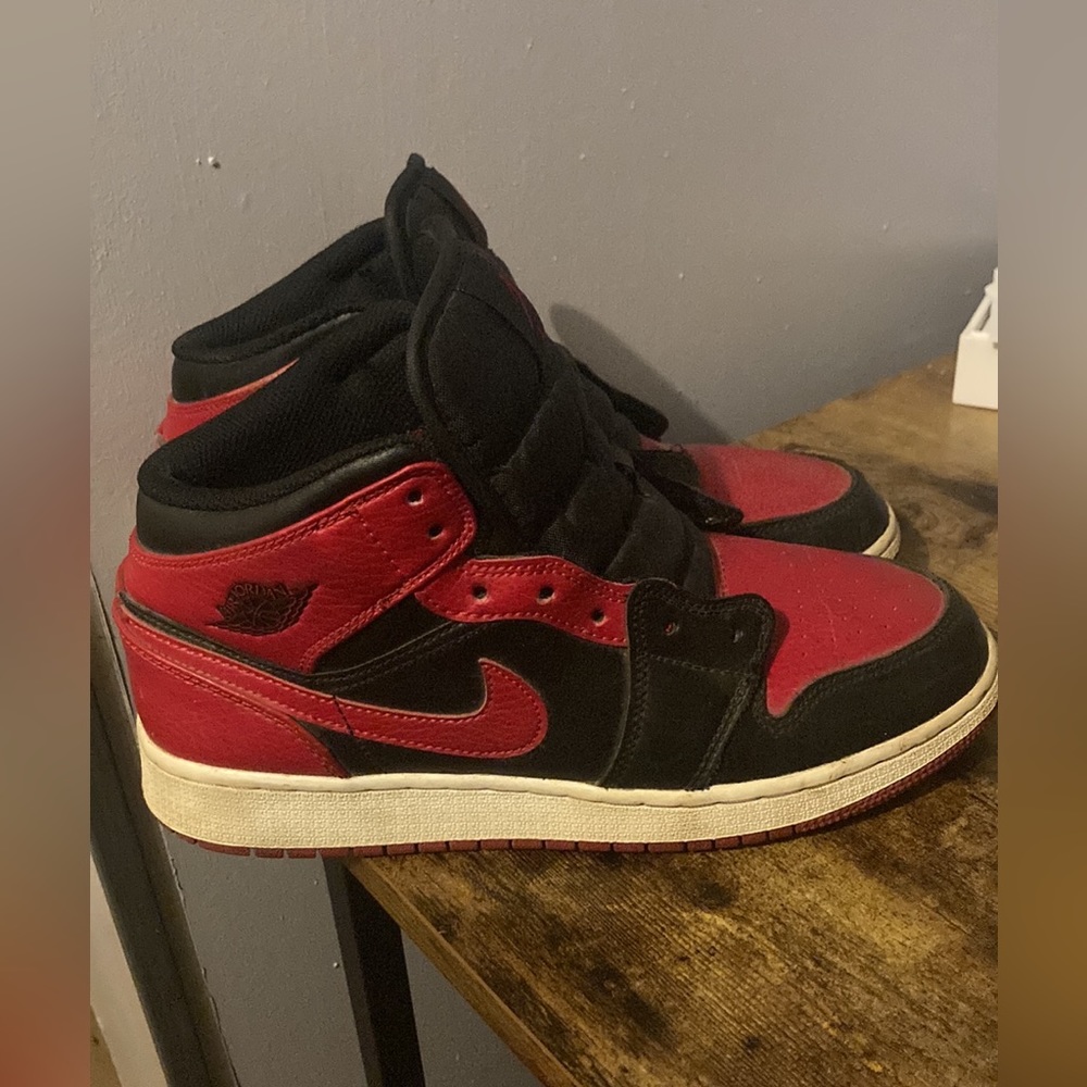 Jordan 1 Mid Reverse Bred - Boys 6.5